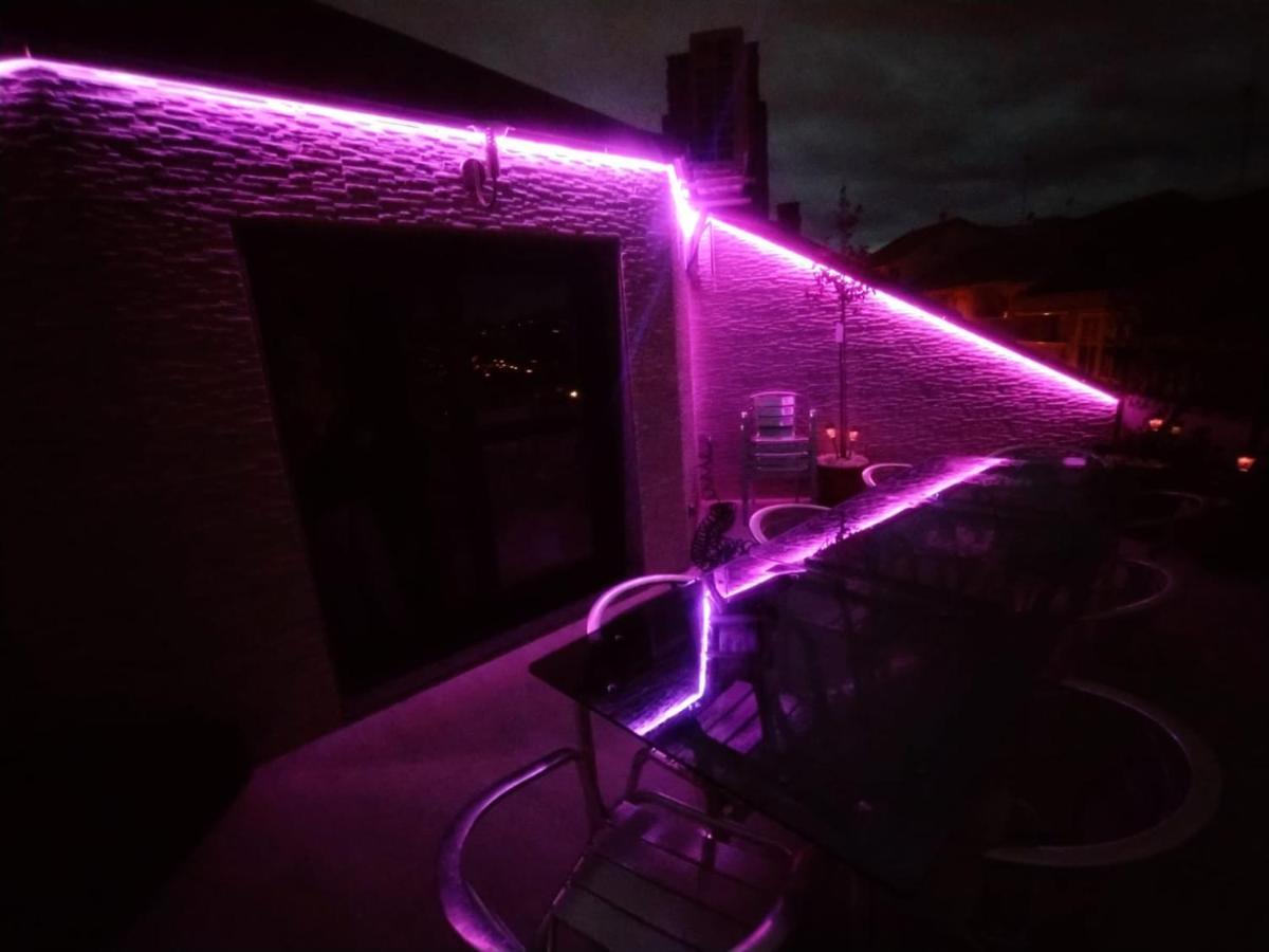 דירות אורנסה Duplex Grandes Cristaleras Impresionantes Vistas מראה חיצוני תמונה